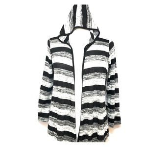 LAVISH PLUS Hoodie Sweater.